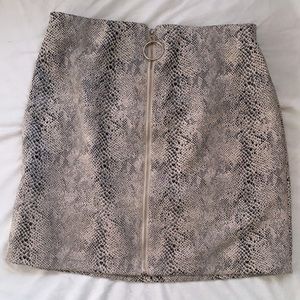 Snake Skin printed zip up mini skirt